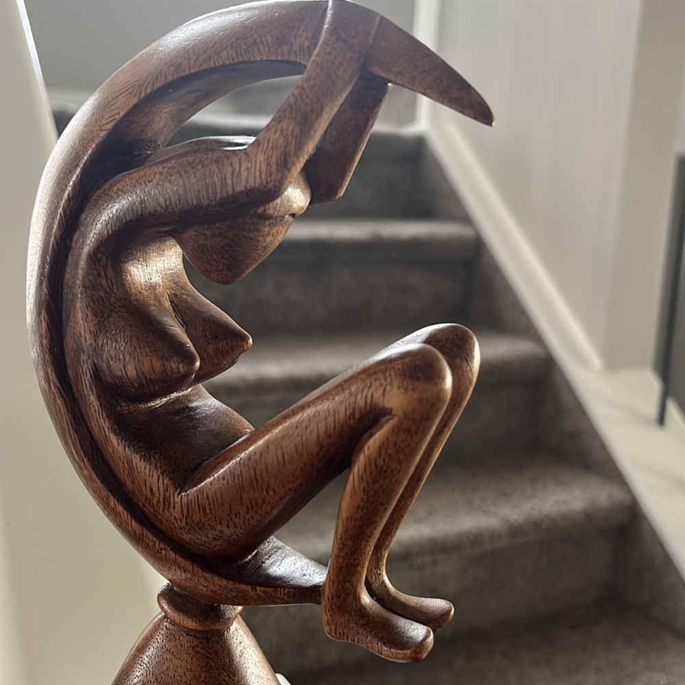 Vintage Hand-Carved Suar Wood Abstract Moon Goddess Sculpture - Balinese Art - Picture 9 of 11